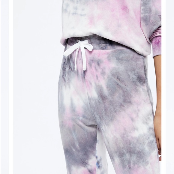 Size S Super Soft Lightweight Tie dye Jogger - Pink - Picture 3 of 4